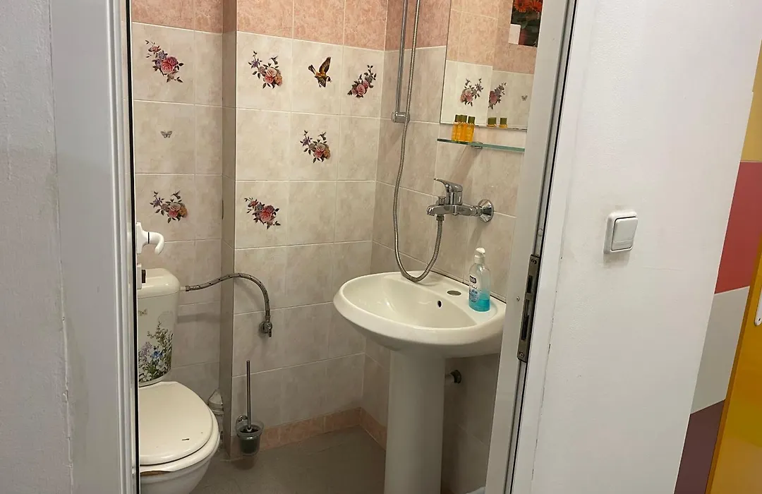 Central House For Up To 20 Guests Entire Place-1